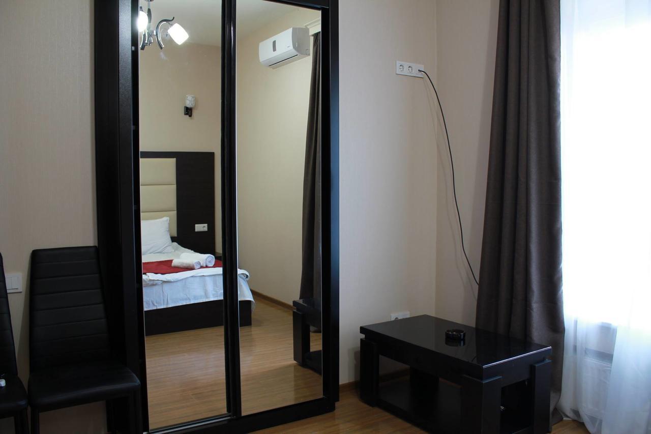 Hotel White Neptun Georgia Tbilisi Bagian luar foto