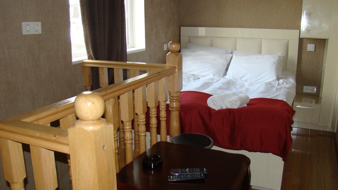 Hotel White Neptun Georgia Tbilisi Bagian luar foto